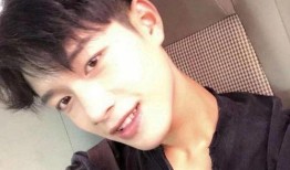 网红吃瓜男帅哥图片,网红吃瓜男帅哥的美食诱惑